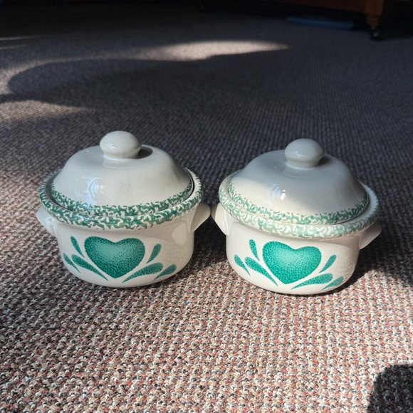 green heart ceramic spongeware lidded soup crocks - Picture 1 of 5
